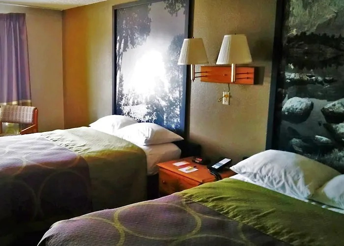 Super 8 Hotel