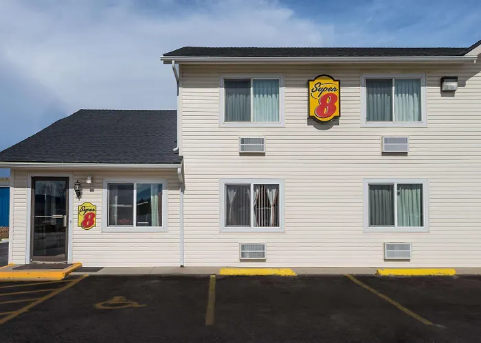 Super 8 Sheridan