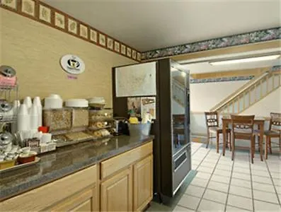 Hotel Super 8